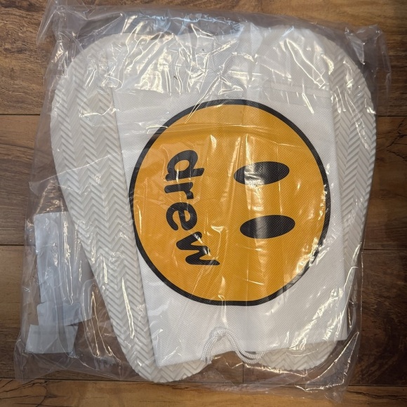 NEW White Drew House Slippers - Picture 3 of 3